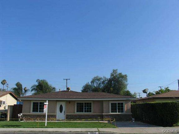 2nd image of 13814 Palm Ave