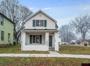 104 Florence St, Mankato, MN 56001