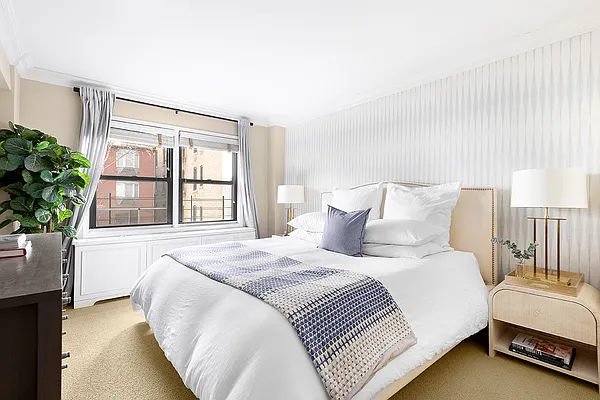 Sold by Compass | media 6