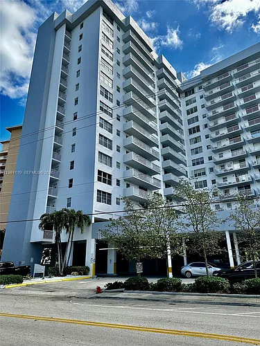 137 Golden Isles Dr #1110 Photo 1