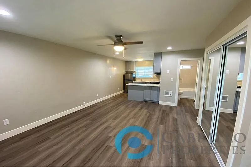 Studio, 1.0 bath, 400 sqft, $1,895 — Photo 3