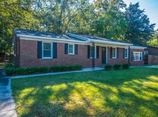 1487 Village Rd, Charleston, SC 29407