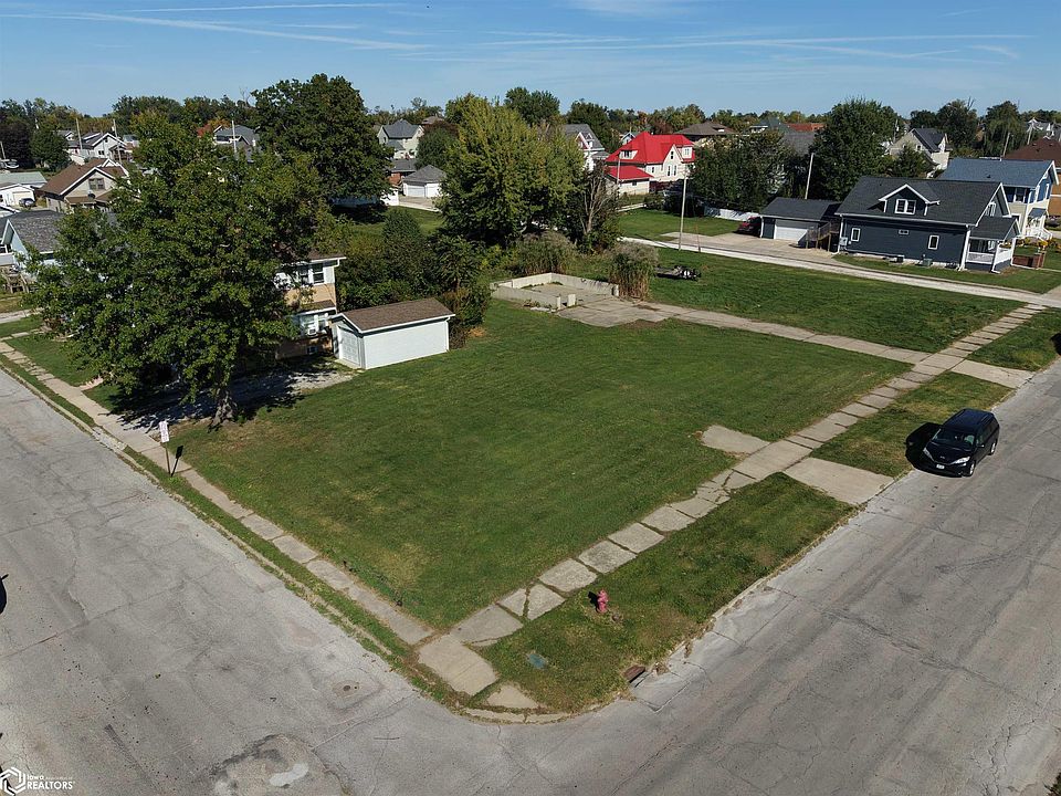 1st image of 709 W State St