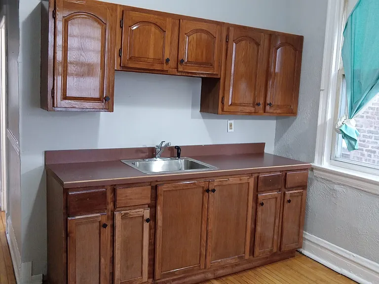 1512 E 73rd St #2 — Photo 27