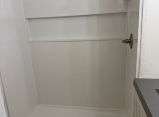 86 Court Ave, Camdenton, MO 65020