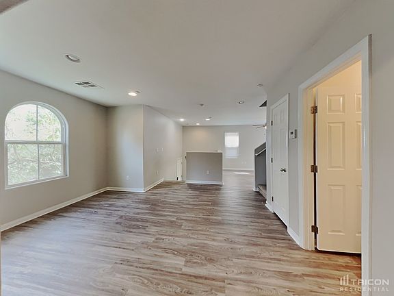 4th image of 8924 Emma Clare Ct