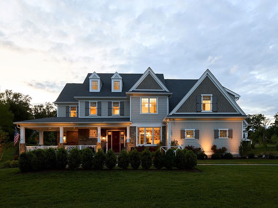 1st image of 100 Shadow Ridge Dr