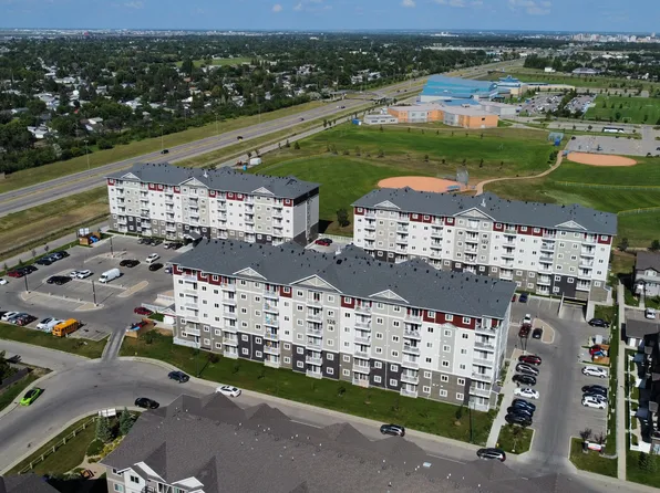 126 Shillington Cres, Saskatoon, SK S7M 5Y8