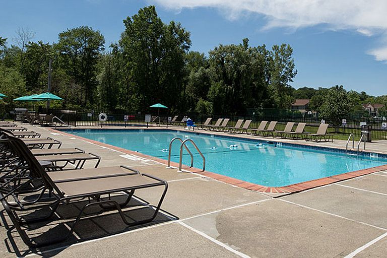 The Landing on Mohegan Lake Apartment Rentals Mohegan Lake, NY Zillow