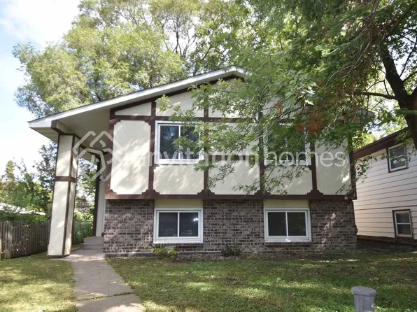 2948 France Ave N, Robbinsdale, MN 55422