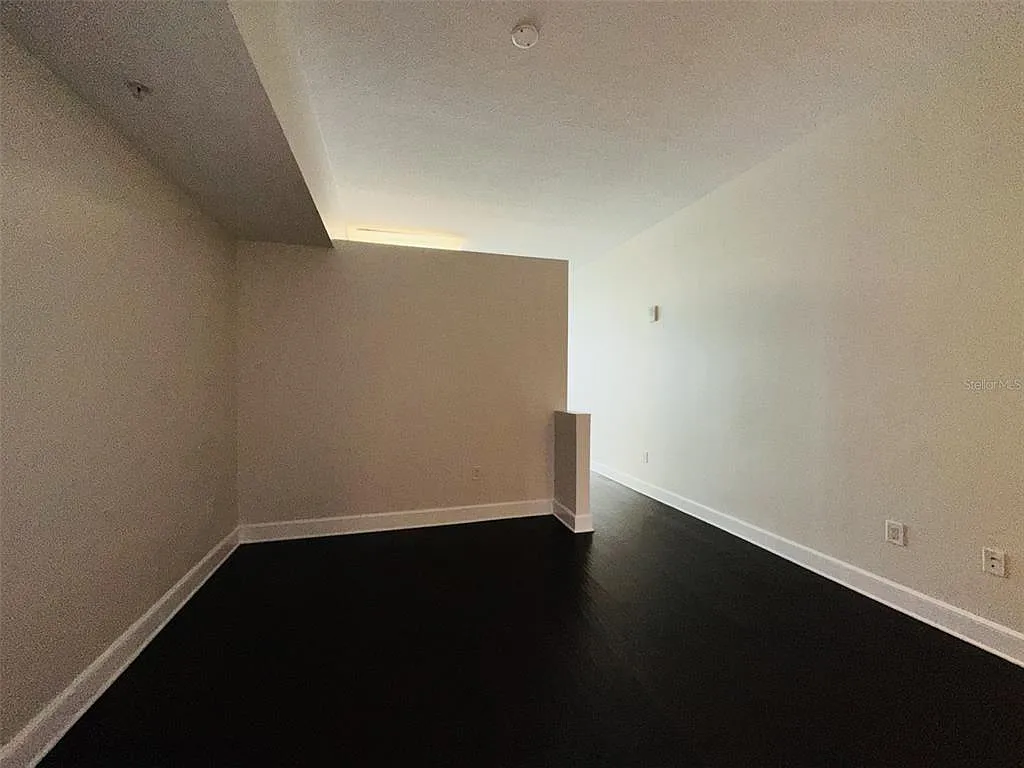 1 bed, 1.0 bath, 644 sqft, $1,720 — Photo 4