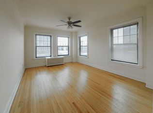 545 W Briar Pl #2, Chicago, IL 60657