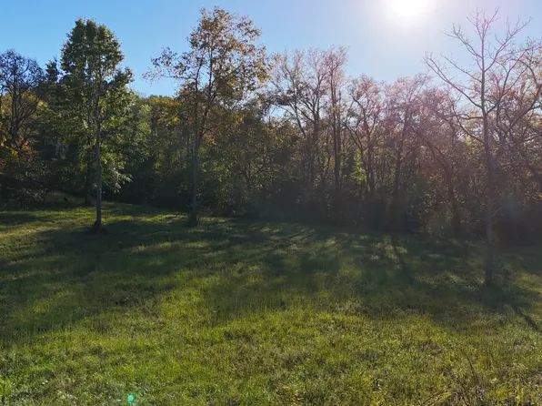 0 Akin Ridge Rd Lot 6 & 7, Williamsport, TN 38487