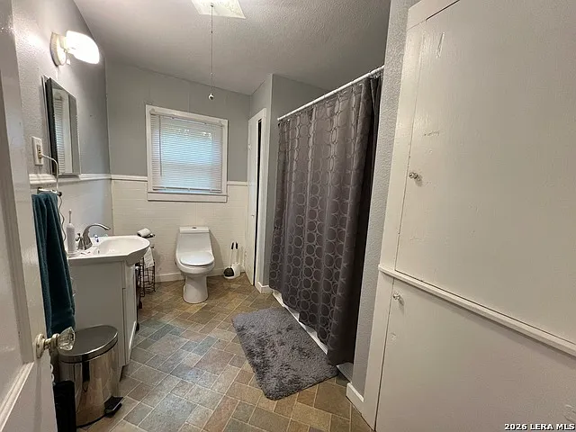 859 Oasis St — Photo 9