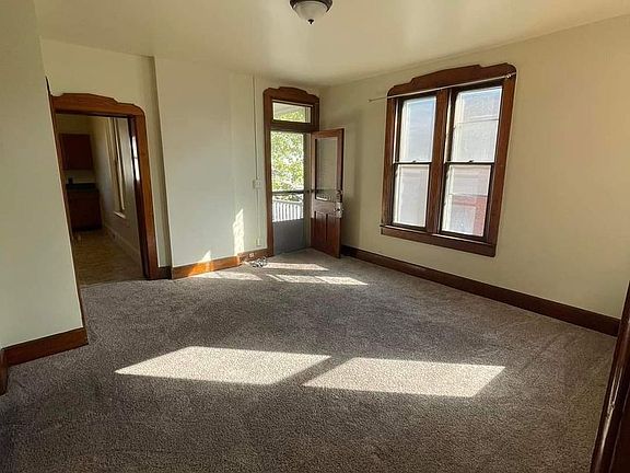 3rd image of 319 S 8th St #74C794366