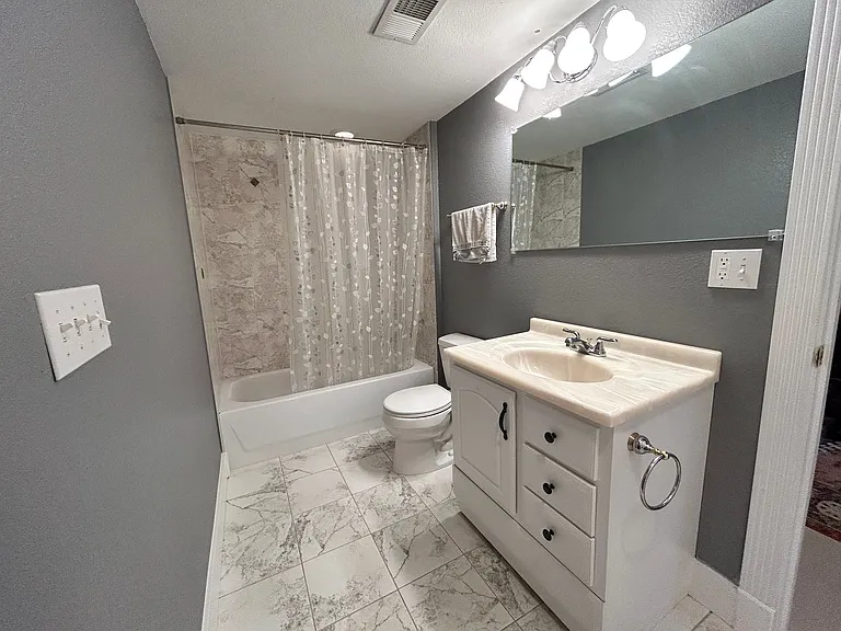 7830 Durham Way — Photo 25