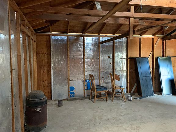 3rd image of 11201 W Kansas Ave