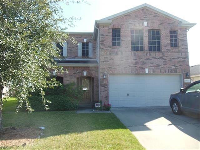 1st image of 17011 Hilton Hollow Dr