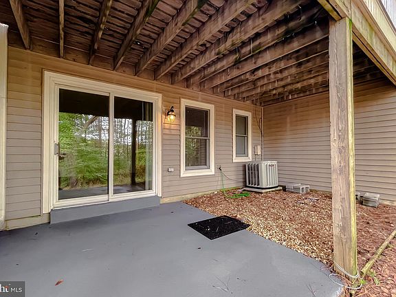 4th image of 40443 Breton View Dr