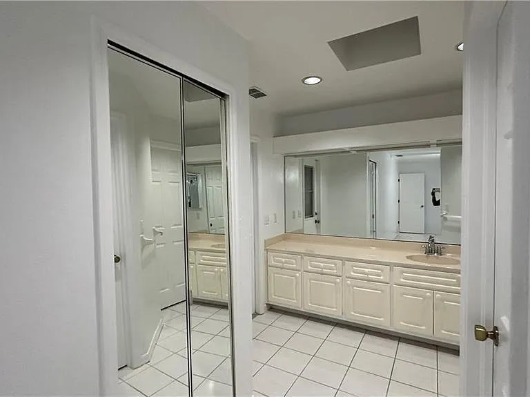 701 Arianne Ct — Photo 14