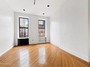 330 W 46th St APT 2, New York, NY 10036