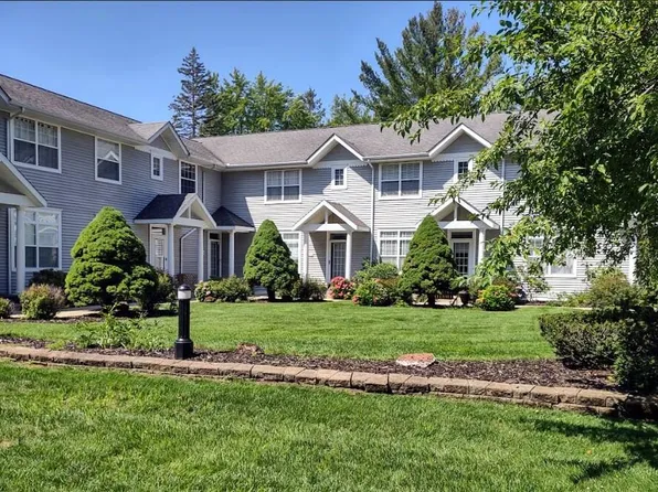 110 N Washington St, Douglas, MI 49406