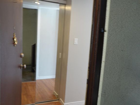 Entrance with coat closet