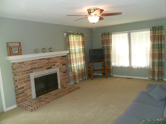 2nd image of 992 County Road 4120