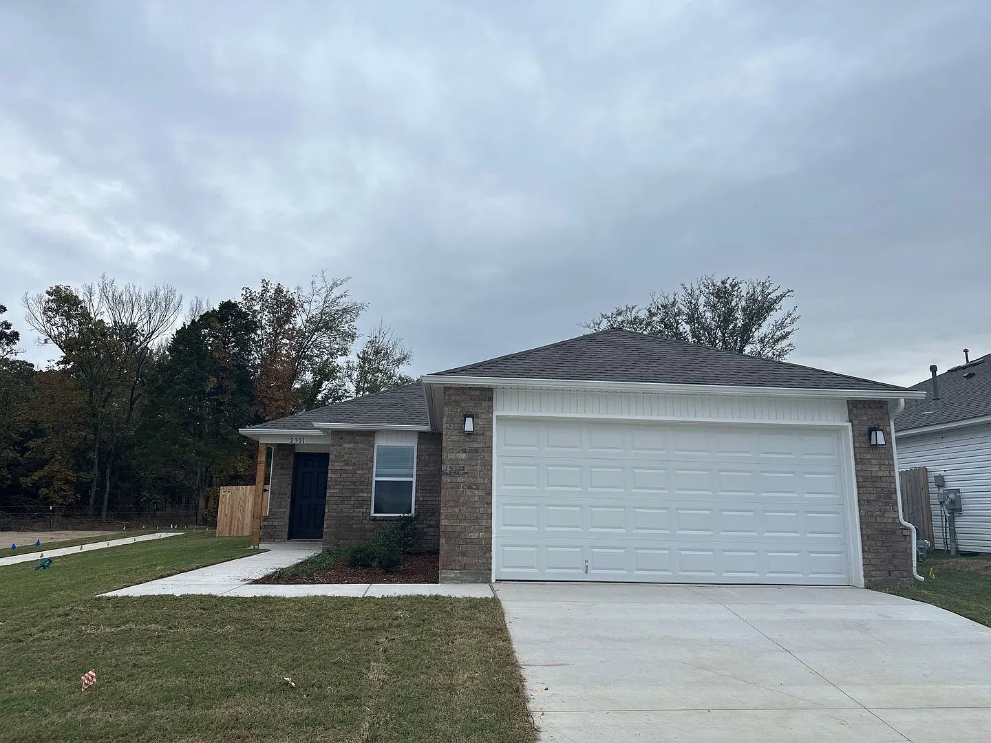 Pre-Leasing Now! Discover Comfortable living in this 3 Bedroom, 2 Bathroom Home in Claremore — Photo 4