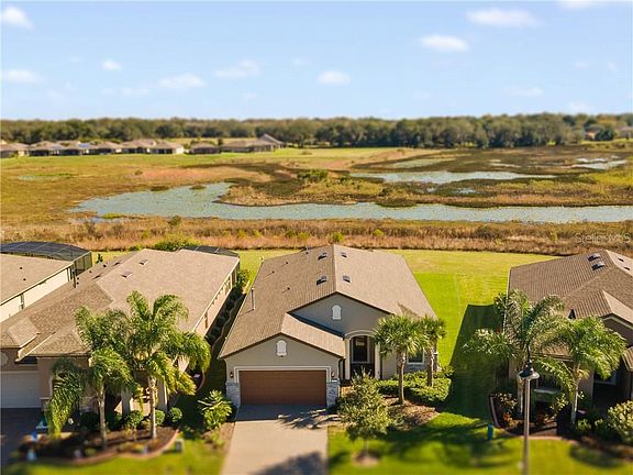 3rd image of 572 Cantabria Dr