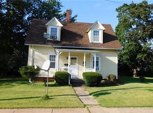 69 Pleasant St, Manchester, CT 06040