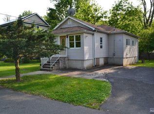 49 Sycamore Ave, Hillsdale, NJ 07642