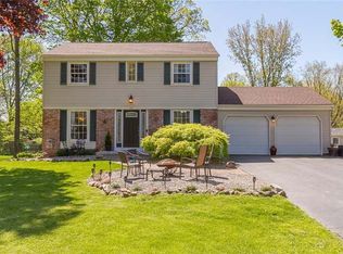 183 Hillary Dr, Rochester, NY 14624