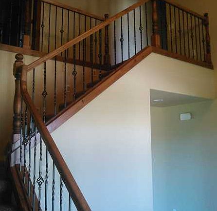 4th image of 3948 Woodcreek Dr