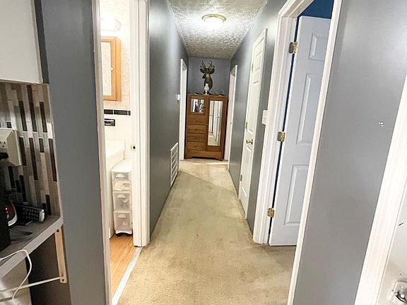 4th image of 1839 Hinkle Dr