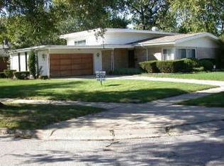 7010 Ash Pl, Gary, IN 46403