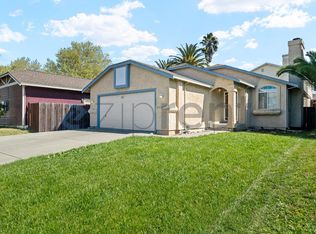 1205 Silk Oak Dr, Suisun City, CA