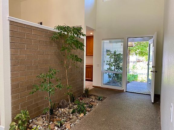 4th image of 181 Stoney Hill Dr
