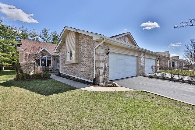 1st image of 16107 Lake Villa Ave