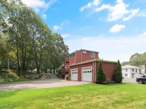 229 Bedford St, Lexington, MA 02420