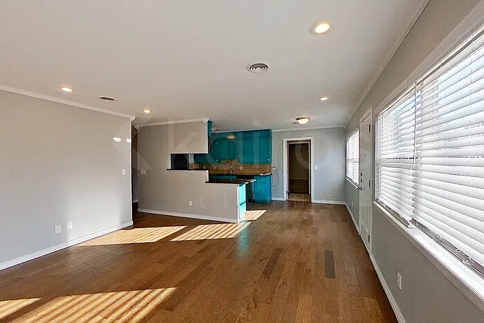 4418 Mesa Cir — Photo 3