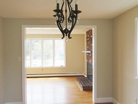 4th image of 91 Clover Hill St
