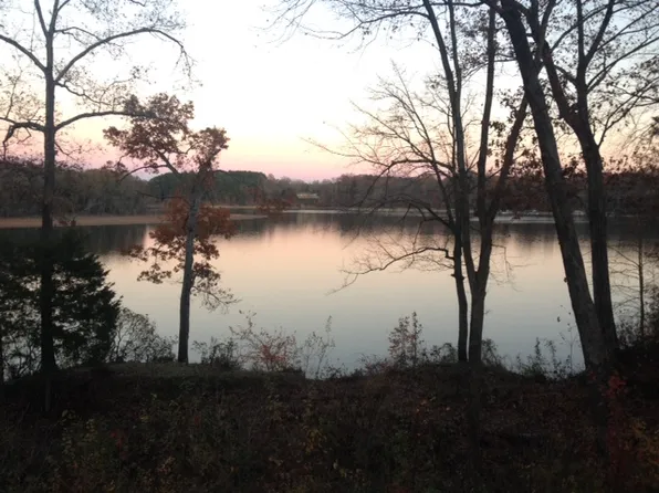 306 Bryan Dr, Winchester, TN 37398