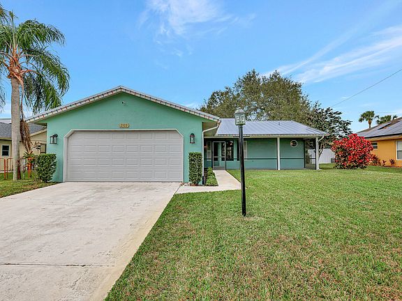 2nd image of 2572 SW Mcdonald Street