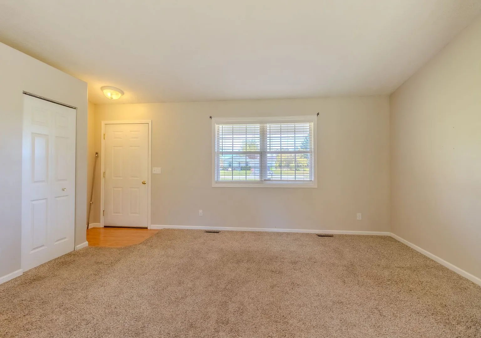 Cozy 3-Bedroom Ranch Home in Grawn — Photo 4