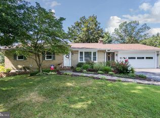 17 Roosevelt Rd, Sykesville, MD 21784