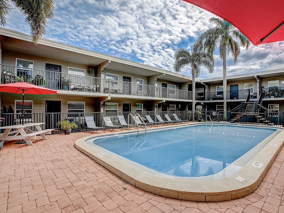 COMMUNITY POOL