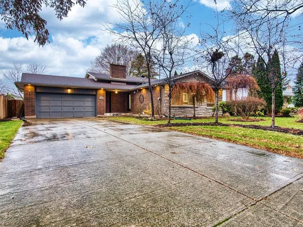 15 Black Friars Rd, Saint Catharines, ON L2N 2M8