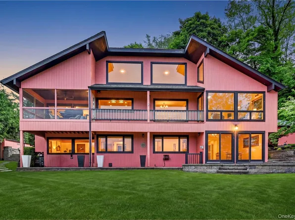 4 Grandview Avenue, Cornwall On Hudson, NY 12520