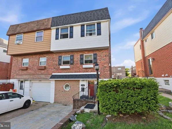 2754 Clayton St, Philadelphia, PA 19152